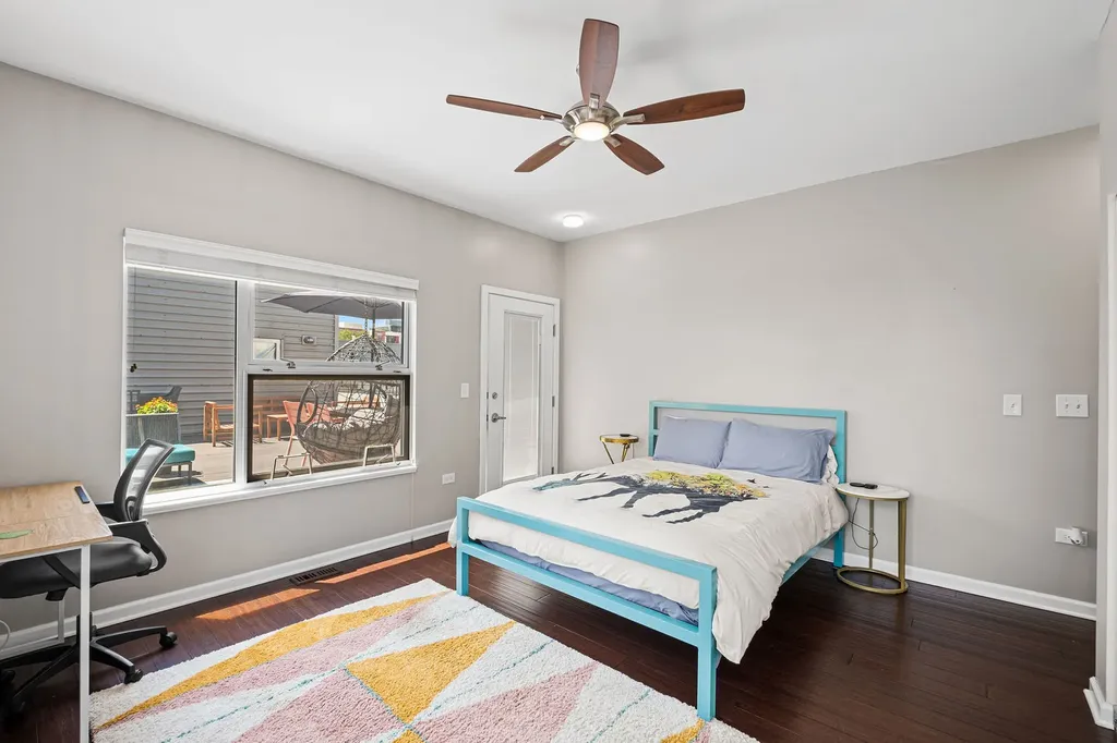 1808 South Michigan Avenue Chicago IL 60616
