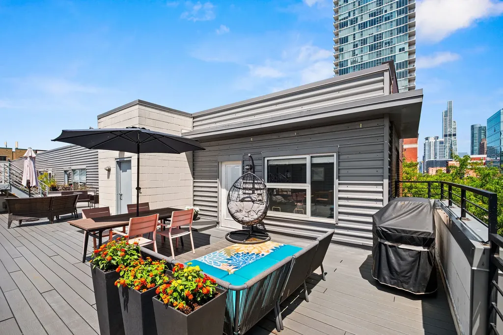 1808 South Michigan Avenue Chicago IL 60616