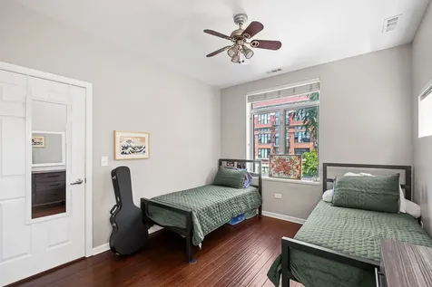 1808 South Michigan Avenue Chicago IL 60616
