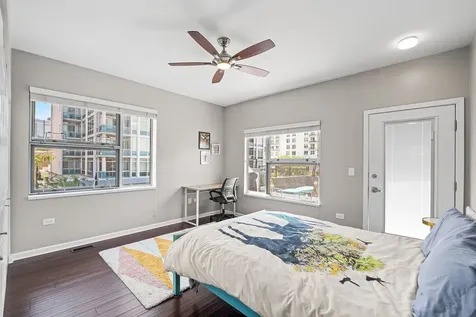 1808 South Michigan Avenue Chicago IL 60616