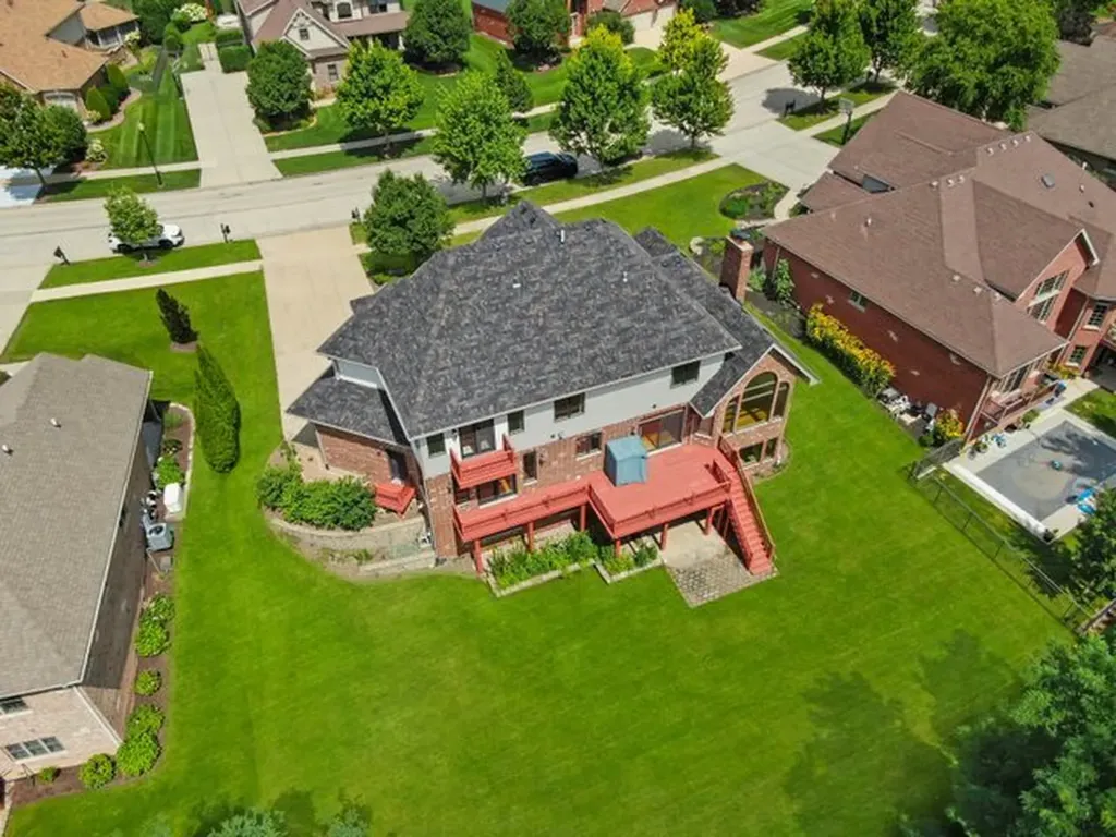 12635 Chiszar Drive Mokena IL 60448