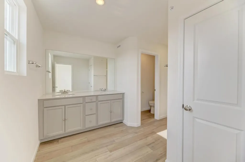 2235 Horseshoe Circle Naperville IL 60564
