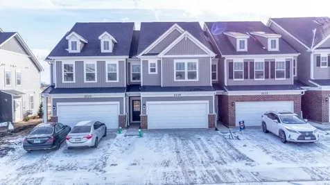 2235 Horseshoe Circle Naperville IL 60564
