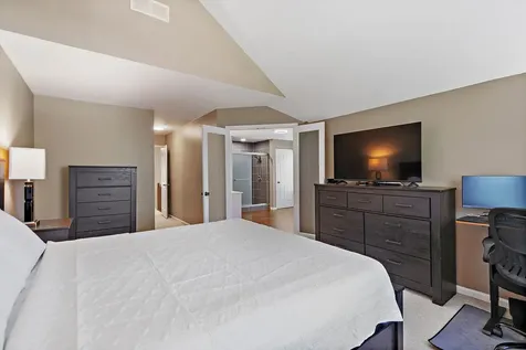 1559 Laurel Oaks Drive Streamwood IL 60107