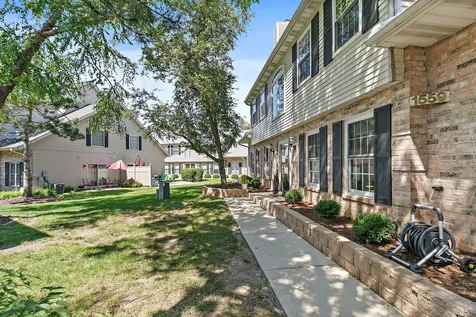 1559 Laurel Oaks Drive Streamwood IL 60107