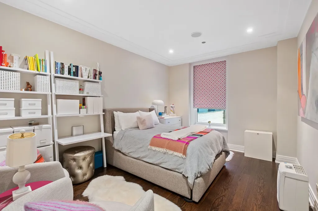 159 East Walton Place Chicago IL 60611