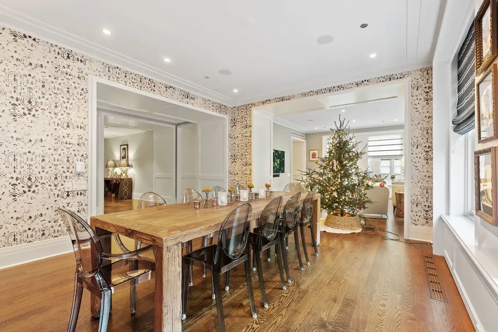 159 East Walton Place Chicago IL 60611