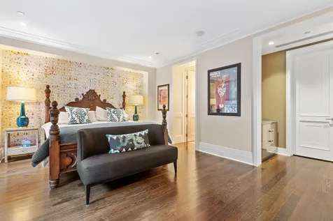 159 East Walton Place Chicago IL 60611