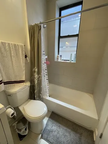 3502 North Sheffield Avenue Chicago IL 60657