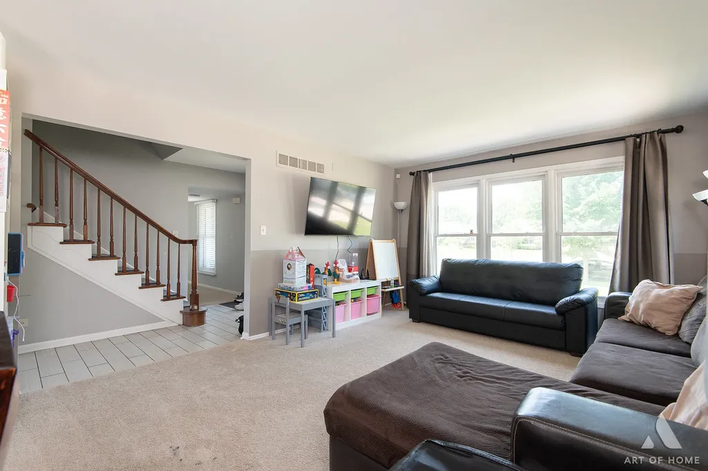 1415 Churchill Road Schaumburg IL 60195