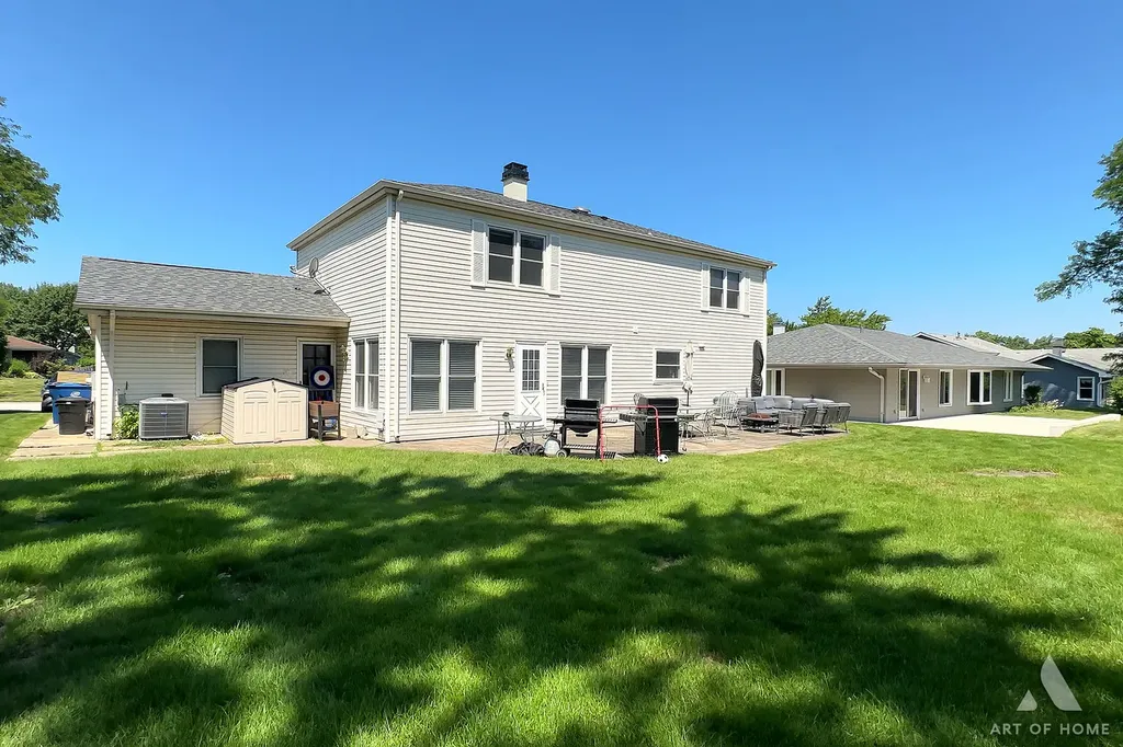 1415 Churchill Road Schaumburg IL 60195