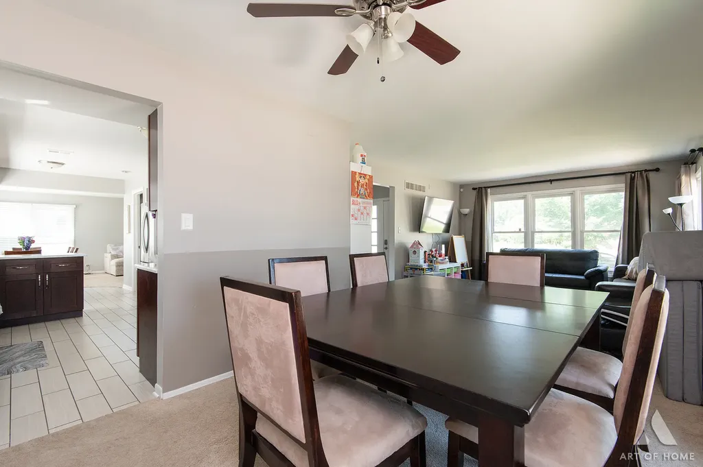 1415 Churchill Road Schaumburg IL 60195