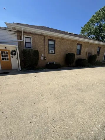 4825 West Jarlath Street Lincolnwood IL 60712