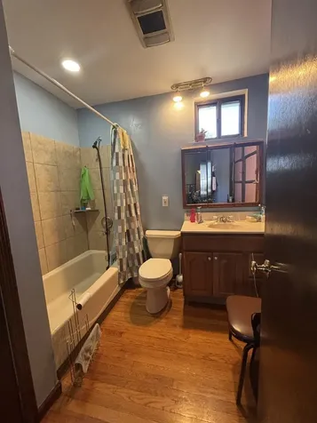 4825 West Jarlath Street Lincolnwood IL 60712