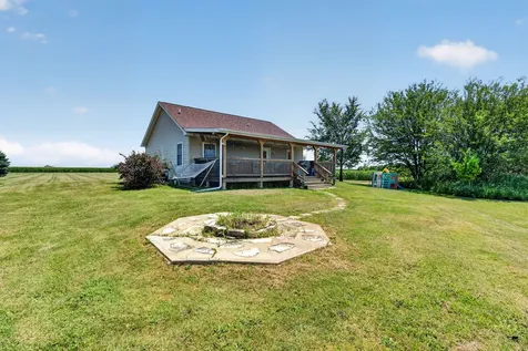1334 South 16000w Road Reddick IL 60961
