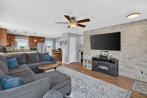 1334 South 16000w Road Reddick IL 60961