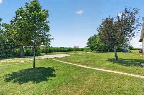 1334 South 16000w Road Reddick IL 60961