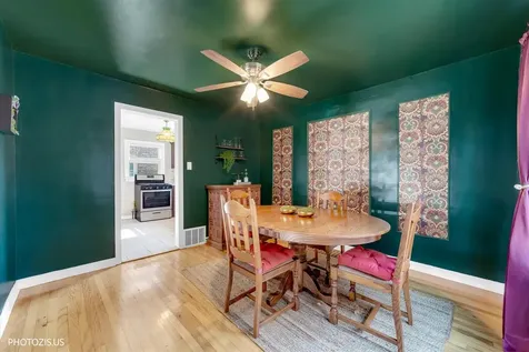 148 Linden Avenue Bellwood IL 60104