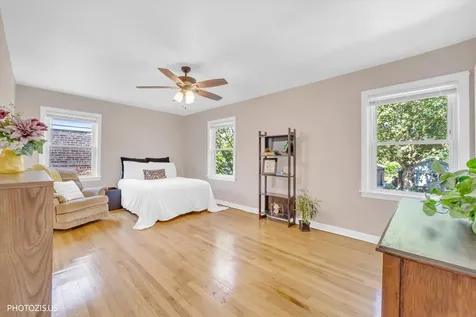 148 Linden Avenue Bellwood IL 60104