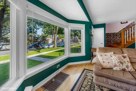 148 Linden Avenue Bellwood IL 60104