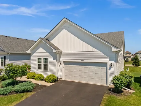 649 Elizabeth Street Elburn IL 60119