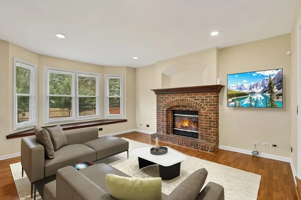 3479 Charlemaine Drive Aurora IL 60504