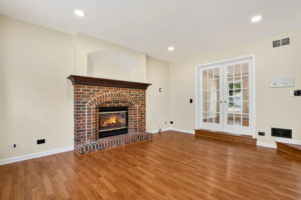 3479 Charlemaine Drive Aurora IL 60504