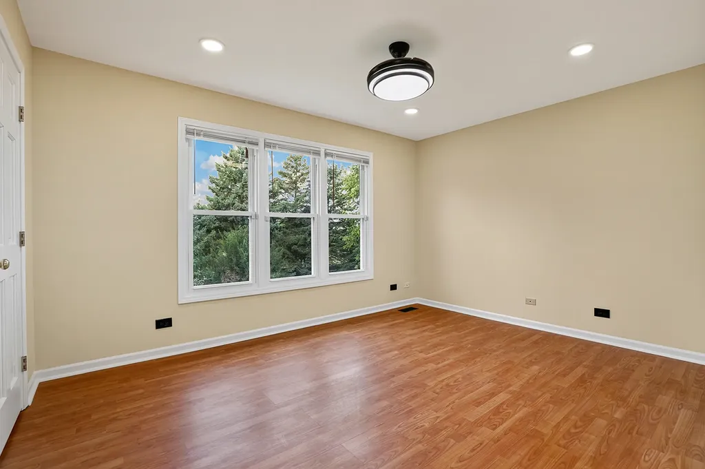3479 Charlemaine Drive Aurora IL 60504