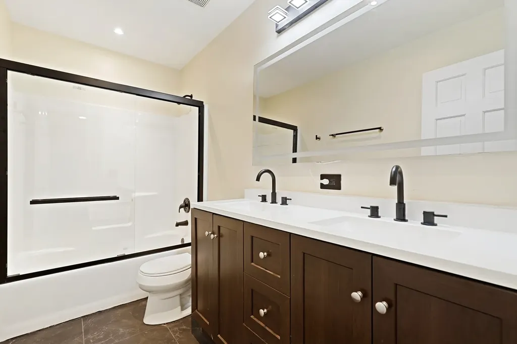 3479 Charlemaine Drive Aurora IL 60504
