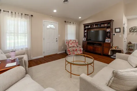 1404 Dew Drop Drive Marion IL 62959