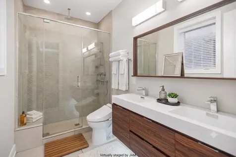 1424 West Fillmore Street Chicago IL 60607