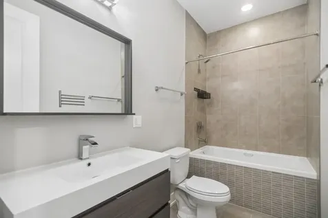 1424 West Fillmore Street Chicago IL 60607