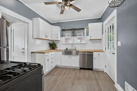 4533 13TH Avenue Rock Island IL 61201