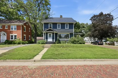4533 13TH Avenue Rock Island IL 61201