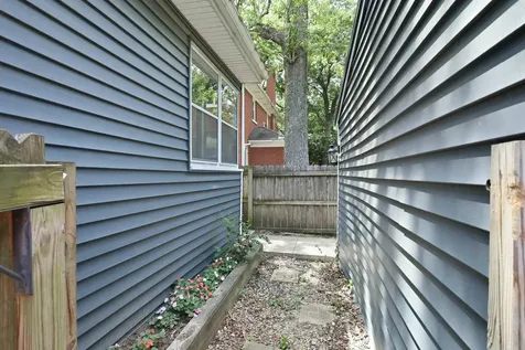 4533 13TH Avenue Rock Island IL 61201