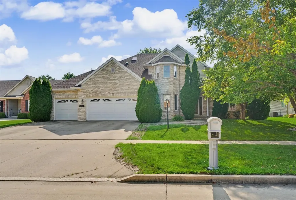 1808 Vale Street Champaign IL 61822