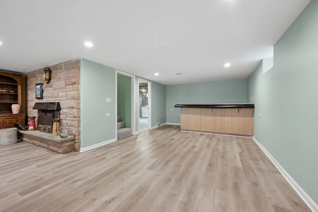 5626 North Kerbs Avenue Chicago IL 60646