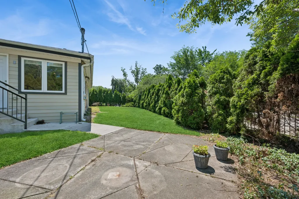 5626 North Kerbs Avenue Chicago IL 60646