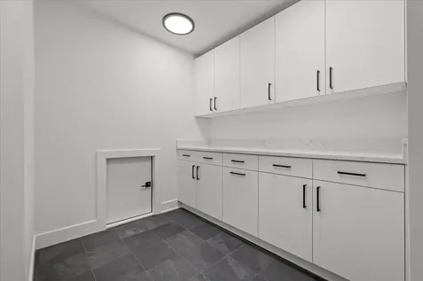 22 Lakeview Terrace Highland Park IL 60035