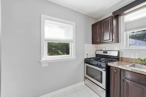 254 South Cumberland Parkway Des Plaines IL 60016