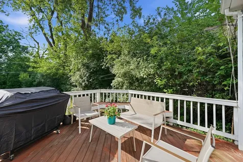 254 South Cumberland Parkway Des Plaines IL 60016