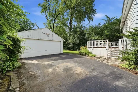 254 South Cumberland Parkway Des Plaines IL 60016
