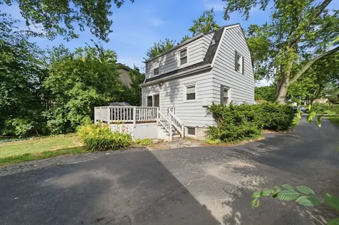 254 South Cumberland Parkway Des Plaines IL 60016