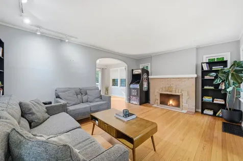254 South Cumberland Parkway Des Plaines IL 60016