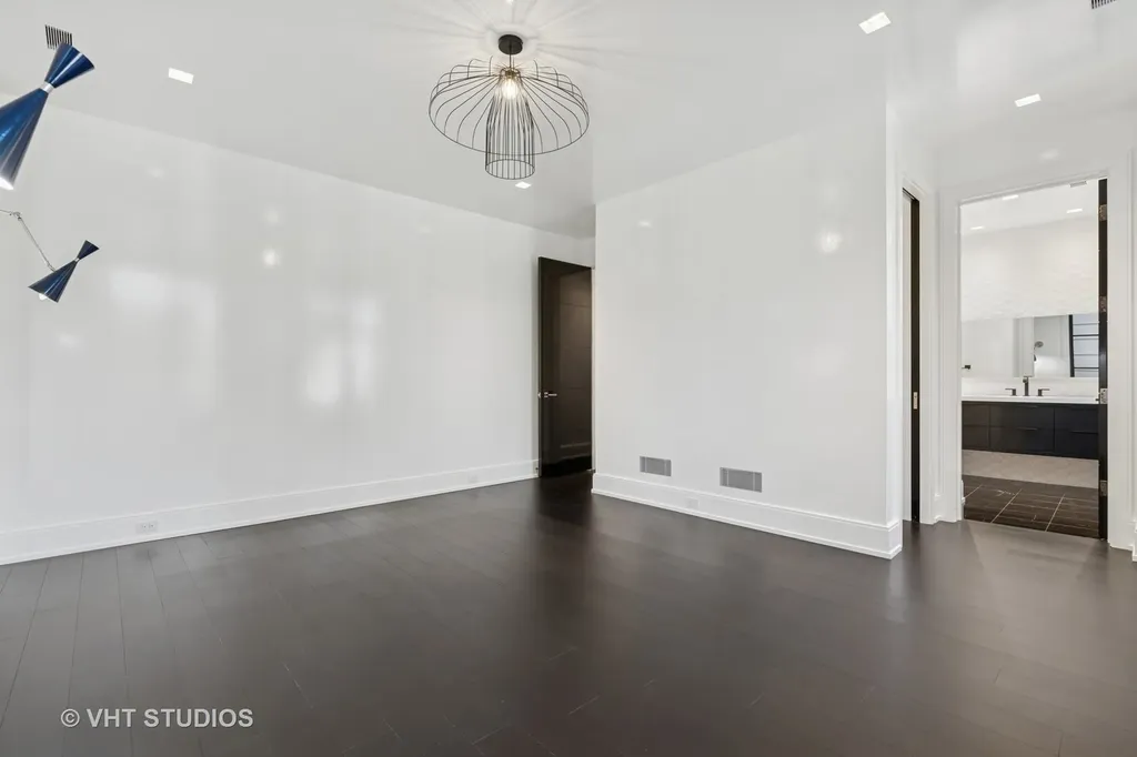 1878 North Orchard Street Chicago IL 60614