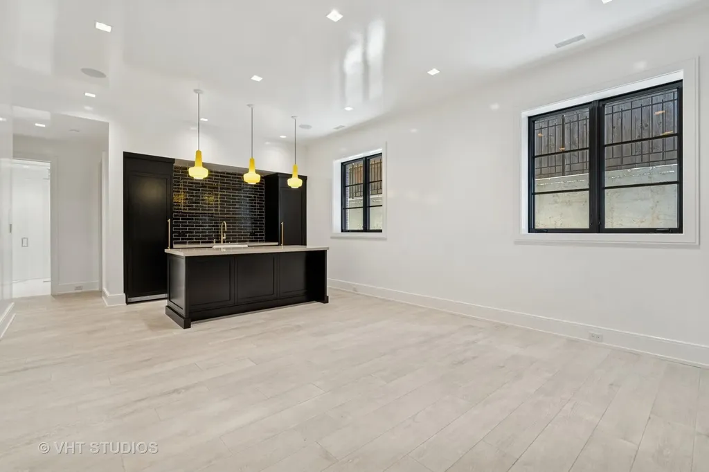 1878 North Orchard Street Chicago IL 60614