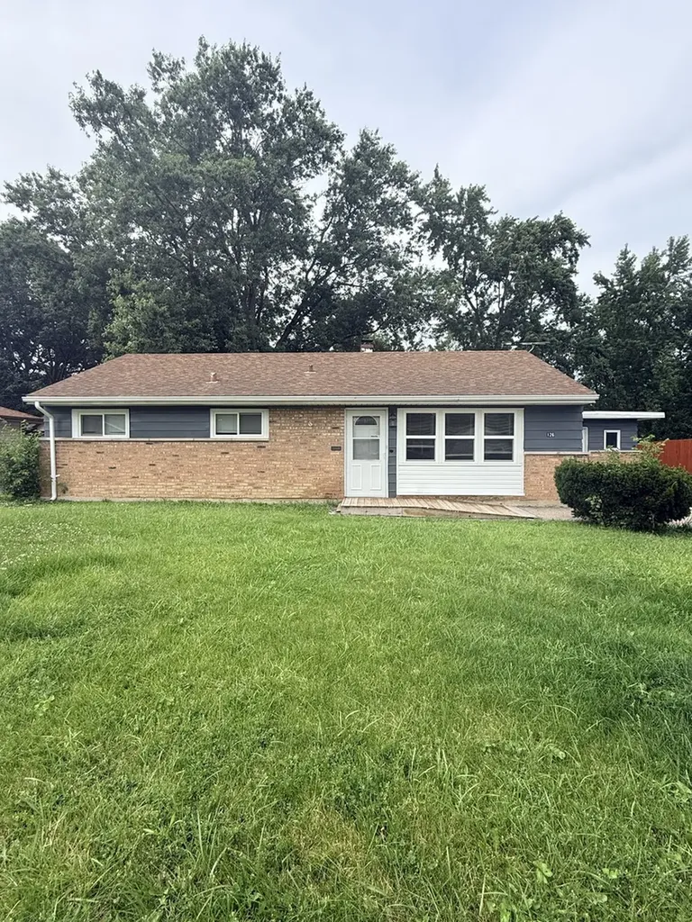 126 Nauvoo Street Park Forest IL 60466