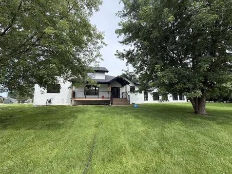 8501 South 84th Avenue Hickory Hills IL 60457