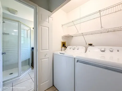 1008 Bentley Lane Bartlett IL 60103