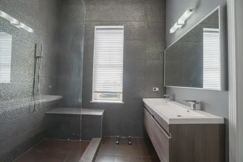 3954 North Oriole Avenue Chicago IL 60634